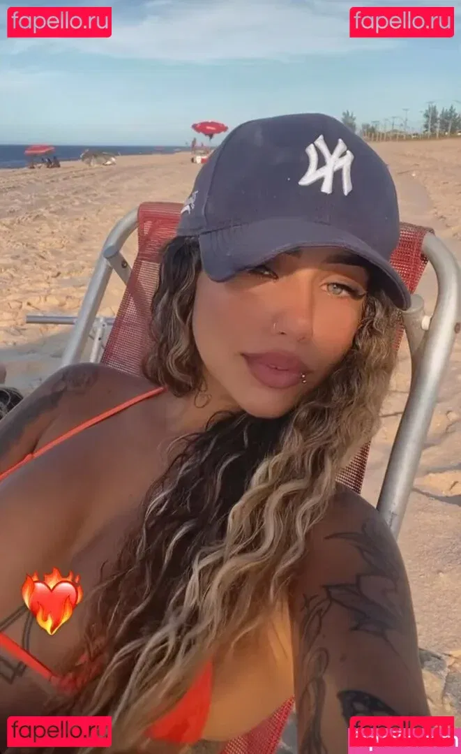 Muito Linda Onlyfans Photo Gallery 