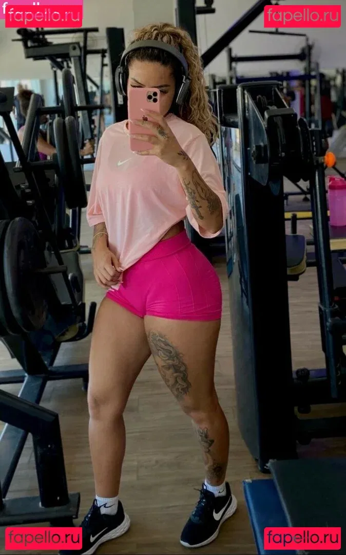 Muito Linda Onlyfans Photo Gallery 