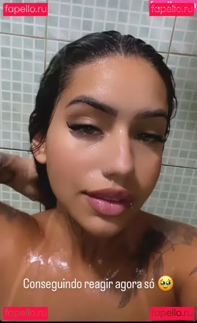 Muito Linda Onlyfans Photo Gallery 