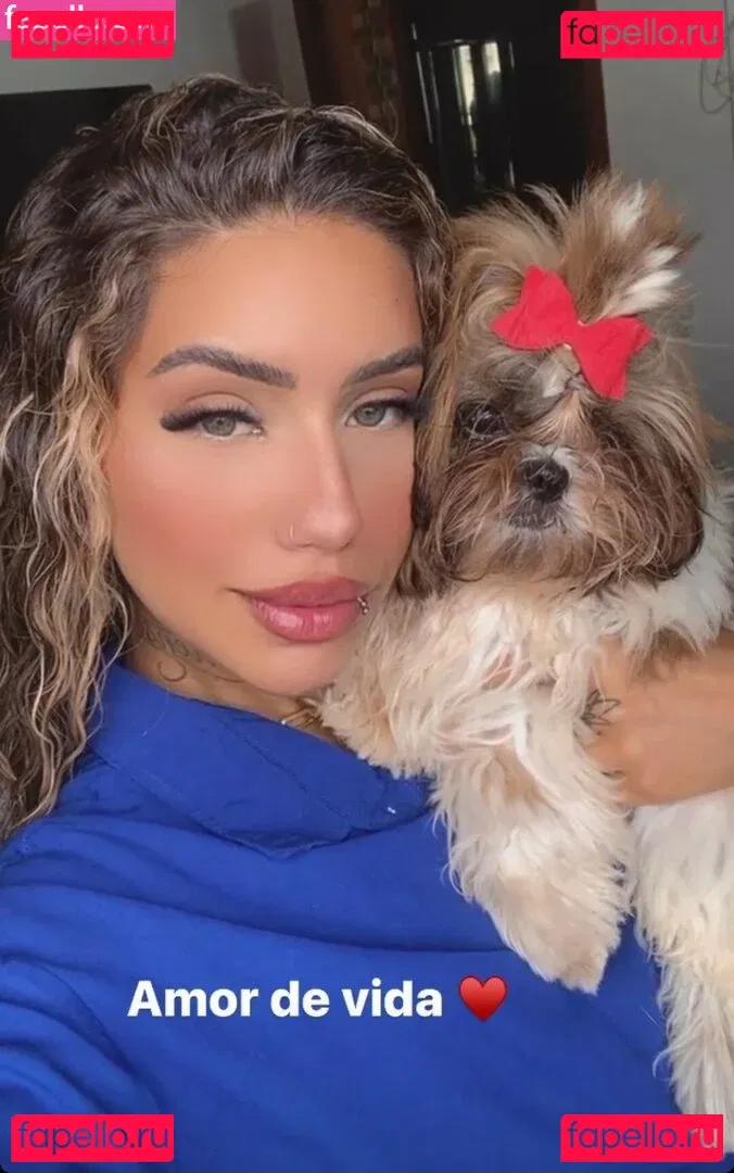 Muito Linda Onlyfans Photo Gallery 