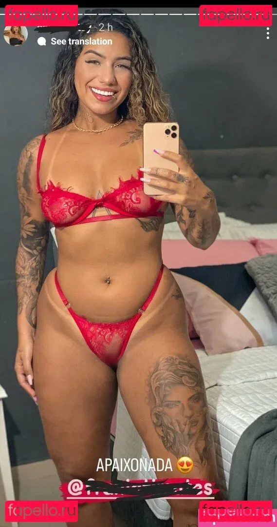 Muito Linda Onlyfans Photo Gallery 