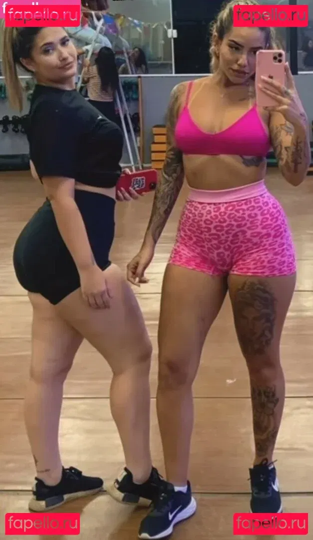 Muito Linda Onlyfans Photo Gallery 