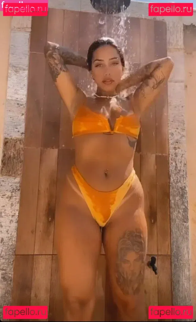 Muito Linda Onlyfans Photo Gallery 