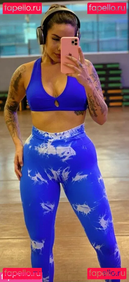 Muito Linda Onlyfans Photo Gallery 