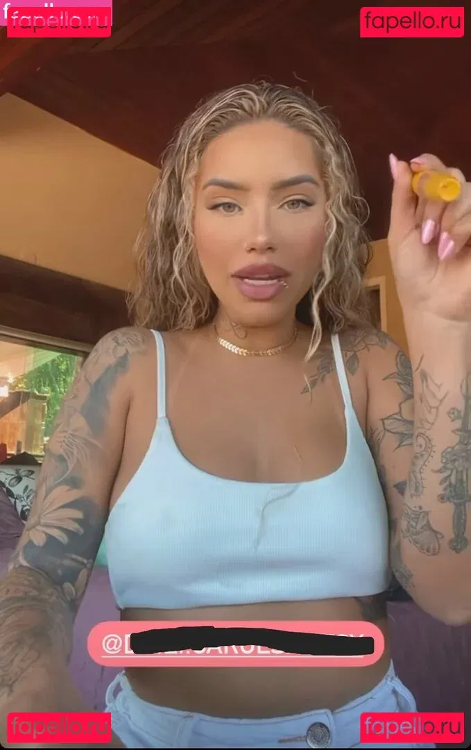 Muito Linda Onlyfans Photo Gallery 