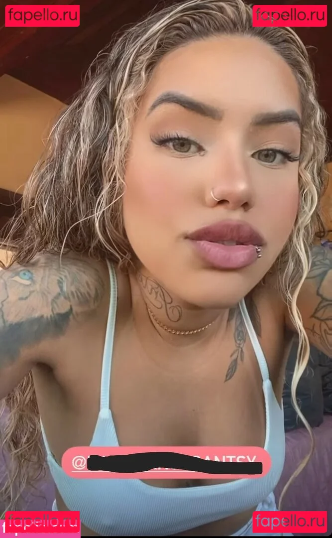 Muito Linda Onlyfans Photo Gallery 