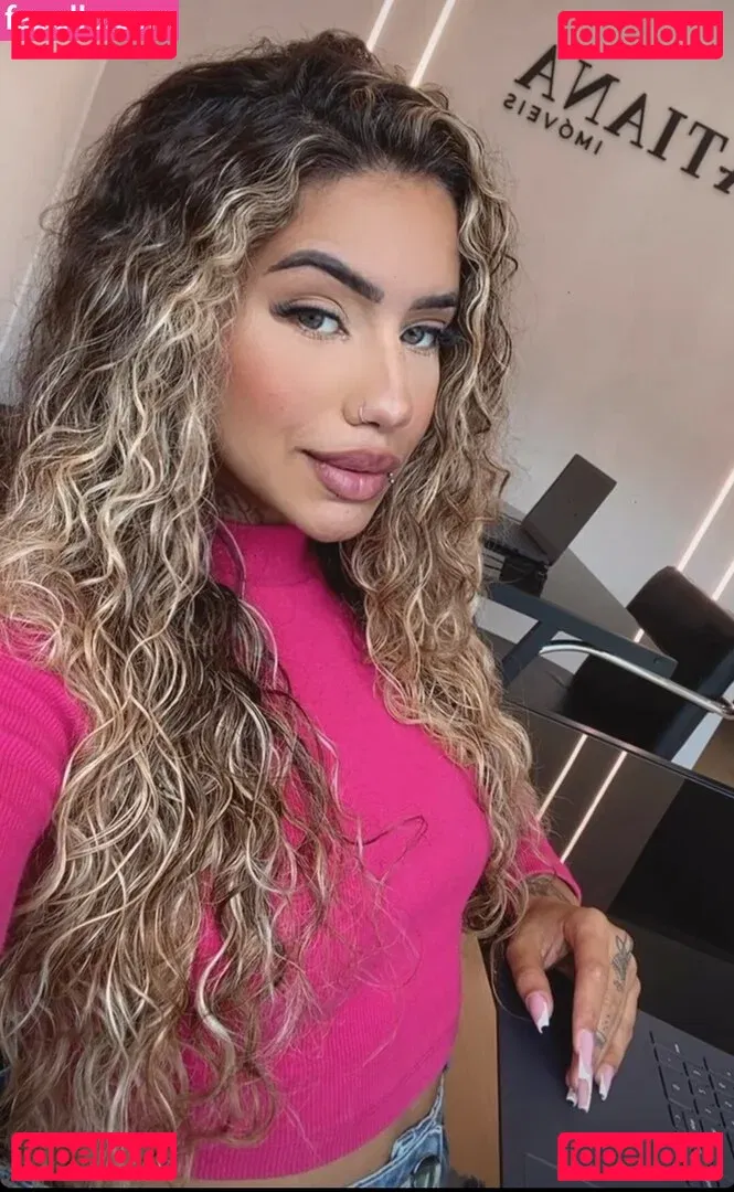 Muito Linda Onlyfans Photo Gallery 