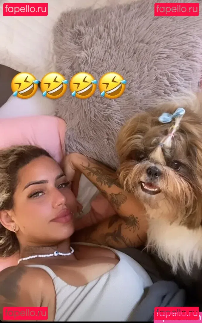 Muito Linda Onlyfans Photo Gallery 