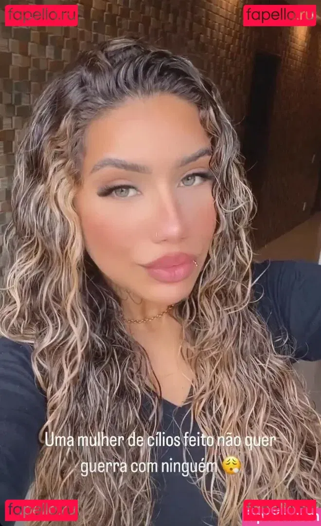 Muito Linda Onlyfans Photo Gallery 