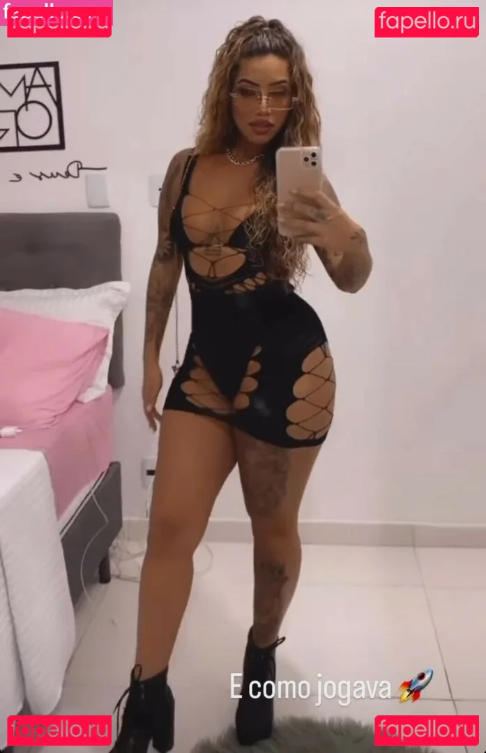 Muito Linda Onlyfans Photo Gallery 