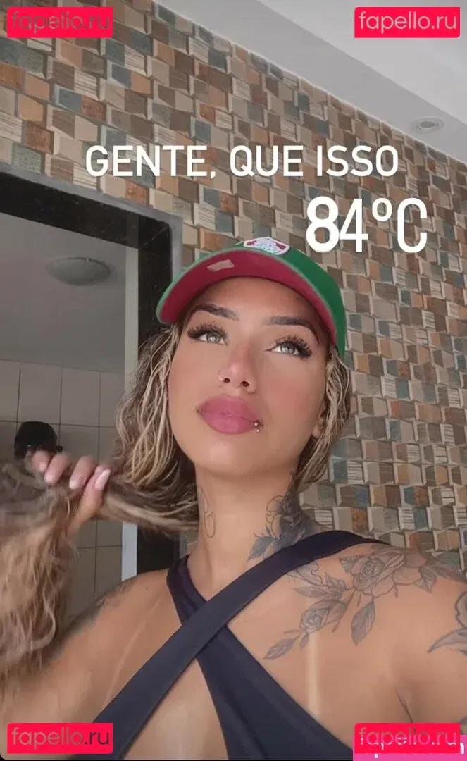 Muito Linda Onlyfans Photo Gallery 