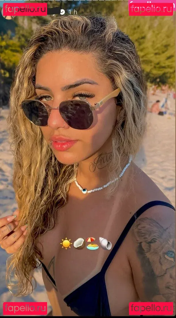 Muito Linda Onlyfans Photo Gallery 