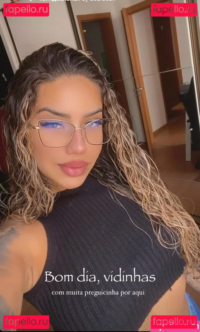 Muito Linda Onlyfans Photo Gallery 