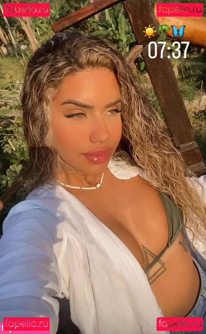 Muito Linda Onlyfans Photo Gallery 