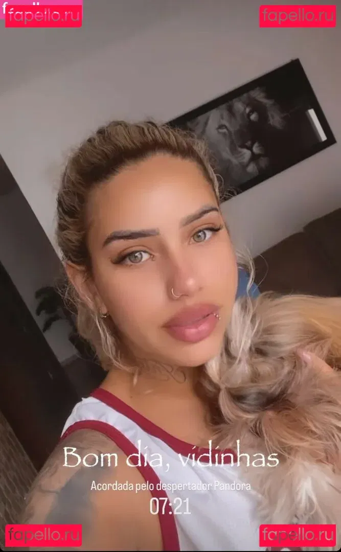 Muito Linda Onlyfans Photo Gallery 