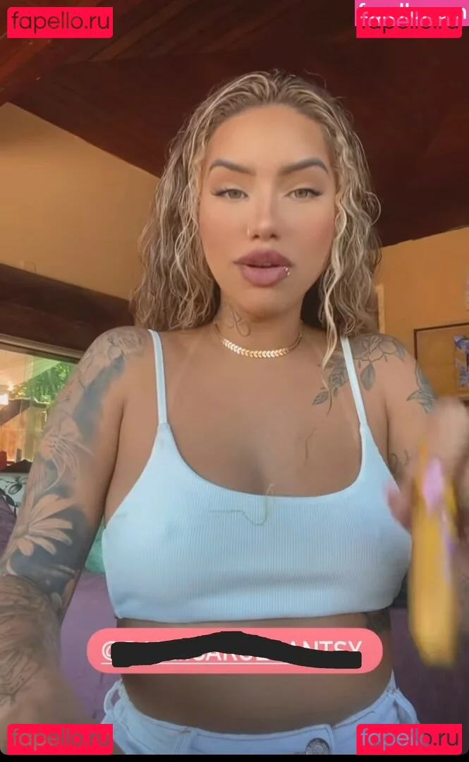 Muito Linda Onlyfans Photo Gallery 