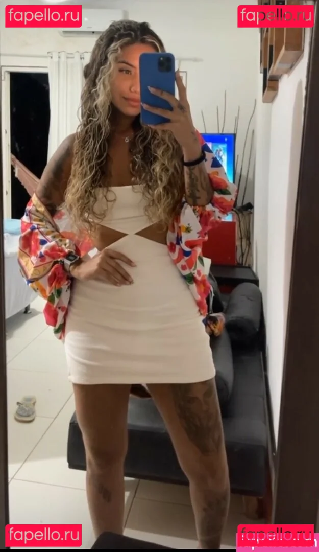 Muito Linda Onlyfans Photo Gallery 