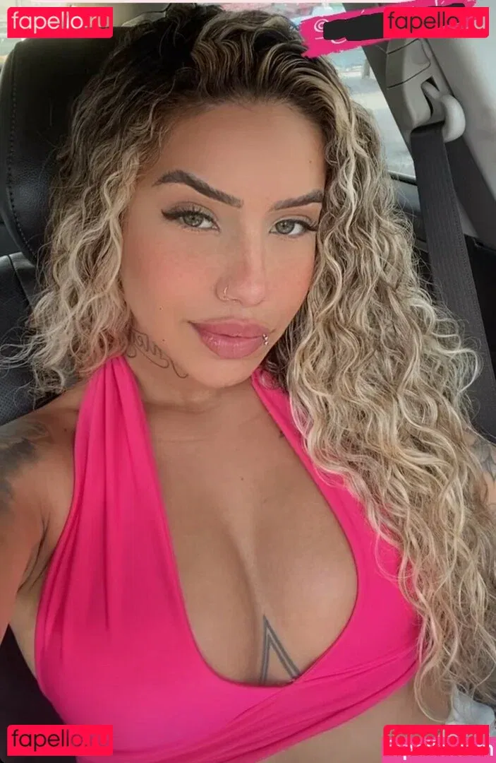 Muito Linda Onlyfans Photo Gallery 