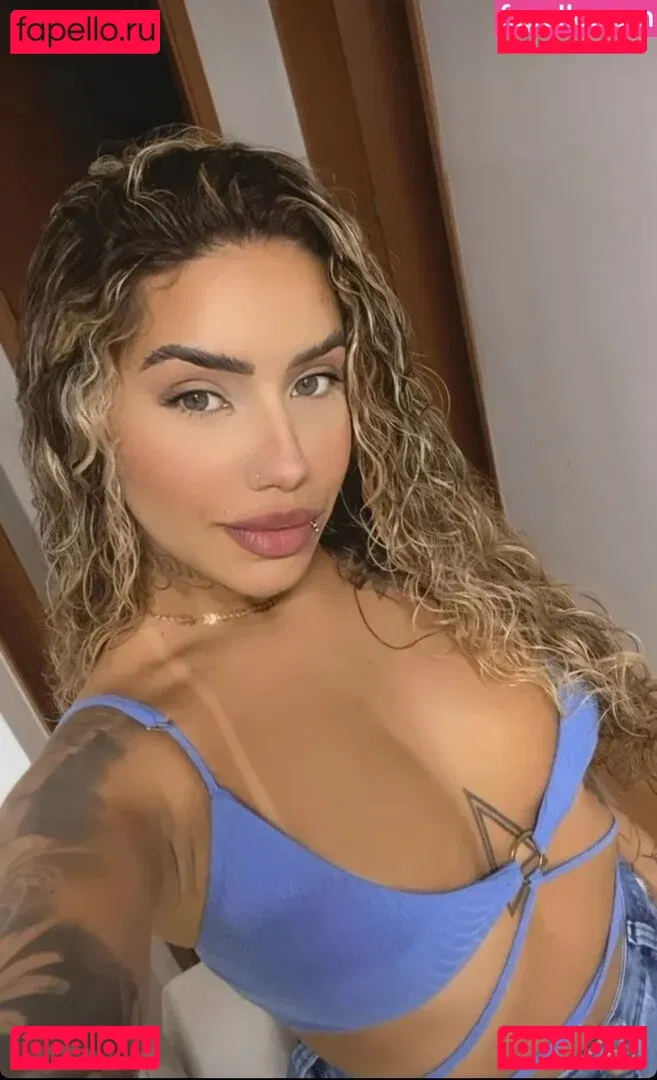 Muito Linda Onlyfans Photo Gallery 