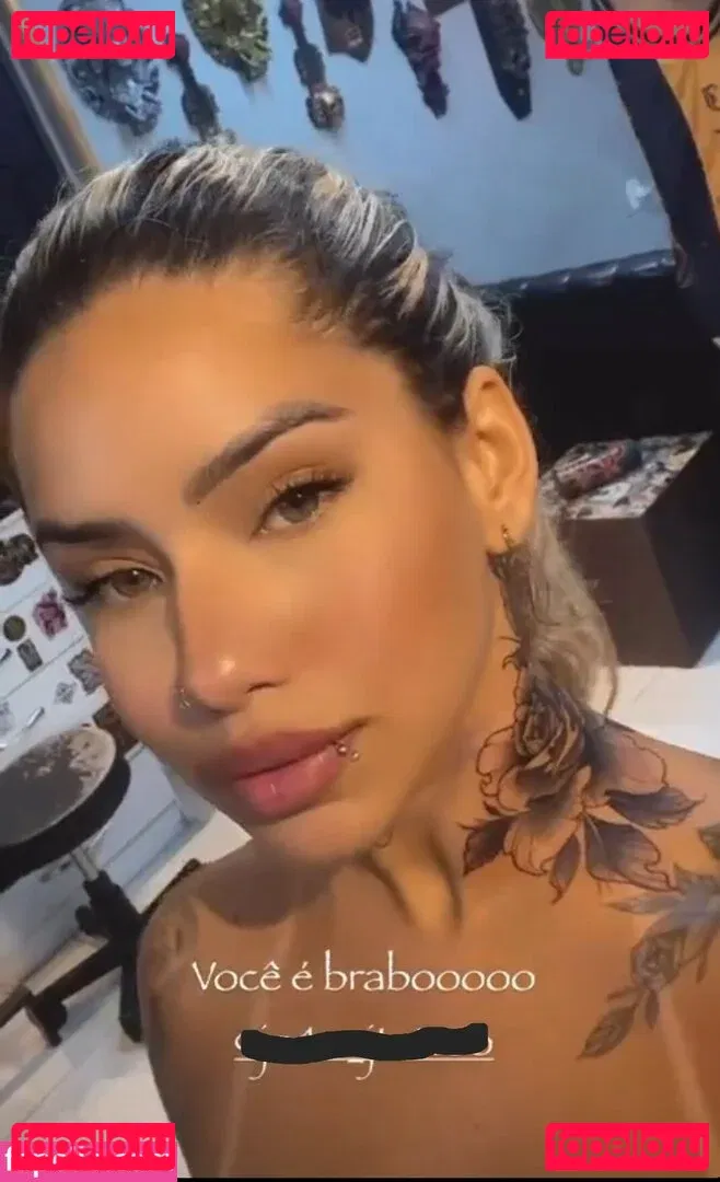 Muito Linda Onlyfans Photo Gallery 