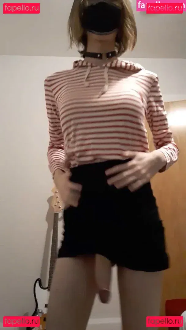 simluxi Onlyfans Photo Gallery 