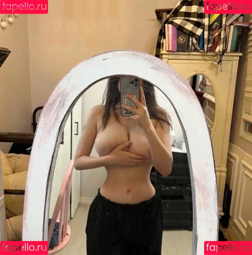 Sejinming Onlyfans Photo Gallery 
