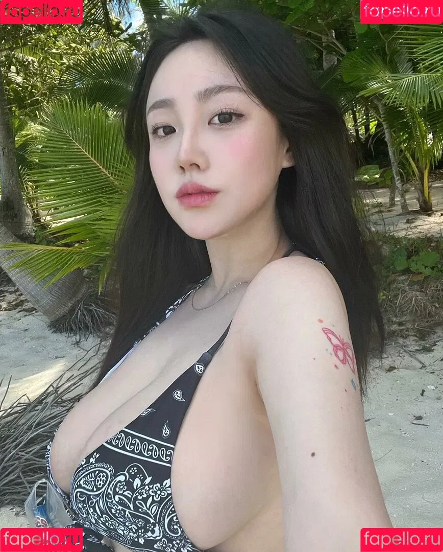 Sejinming Onlyfans Photo Gallery 