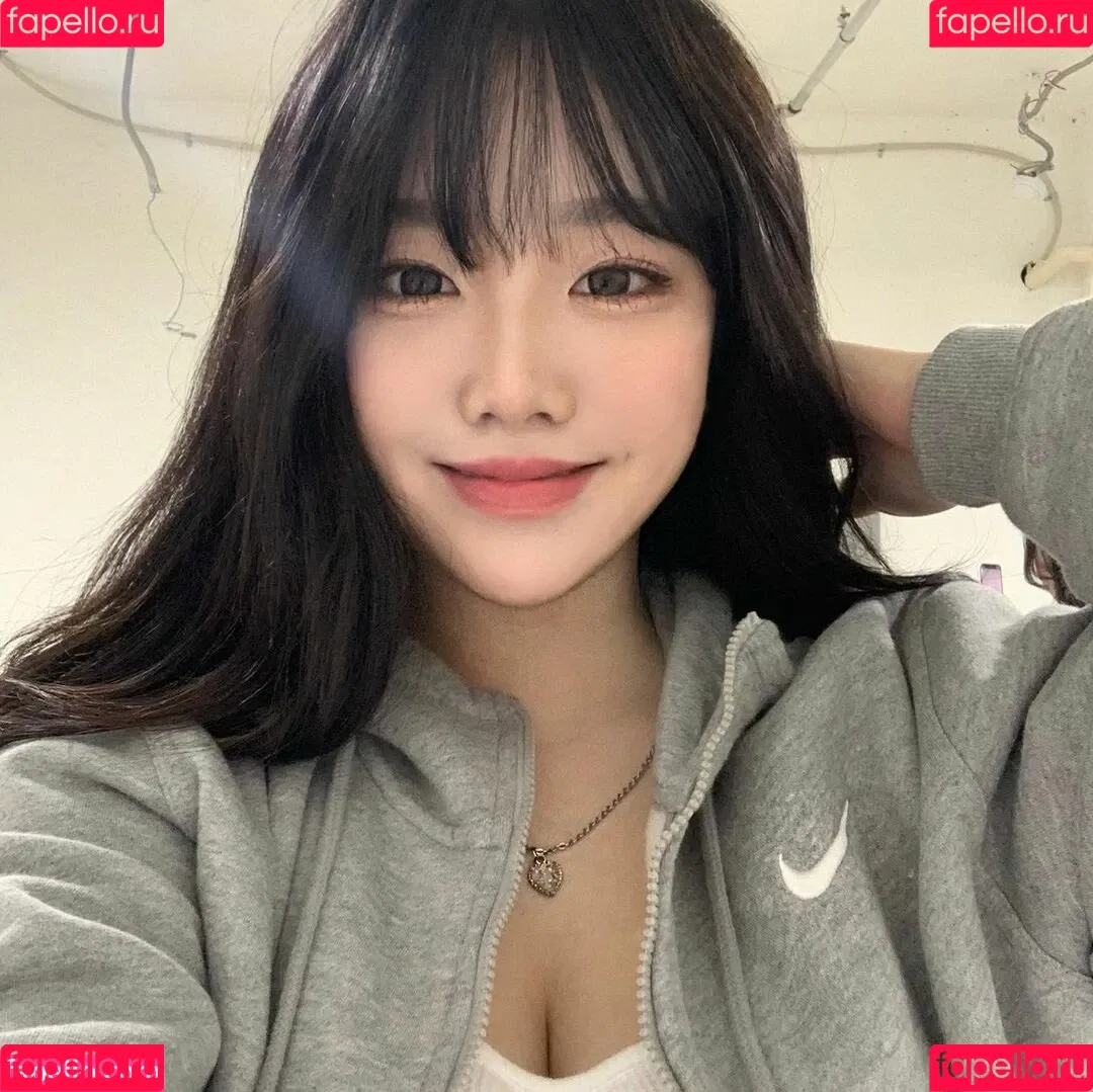 Sejinming Onlyfans Photo Gallery 