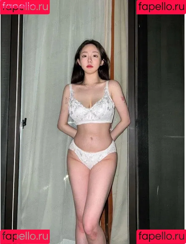 Sejinming Onlyfans Photo Gallery 