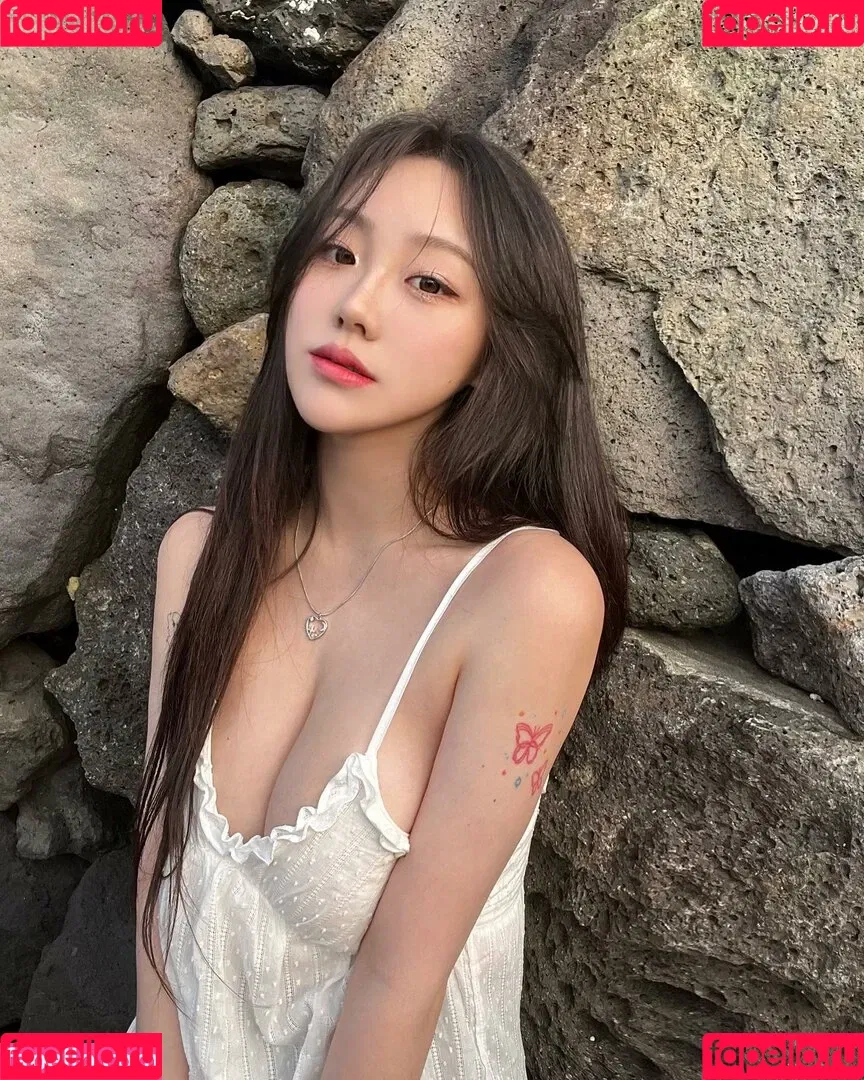 Sejinming Onlyfans Photo Gallery 