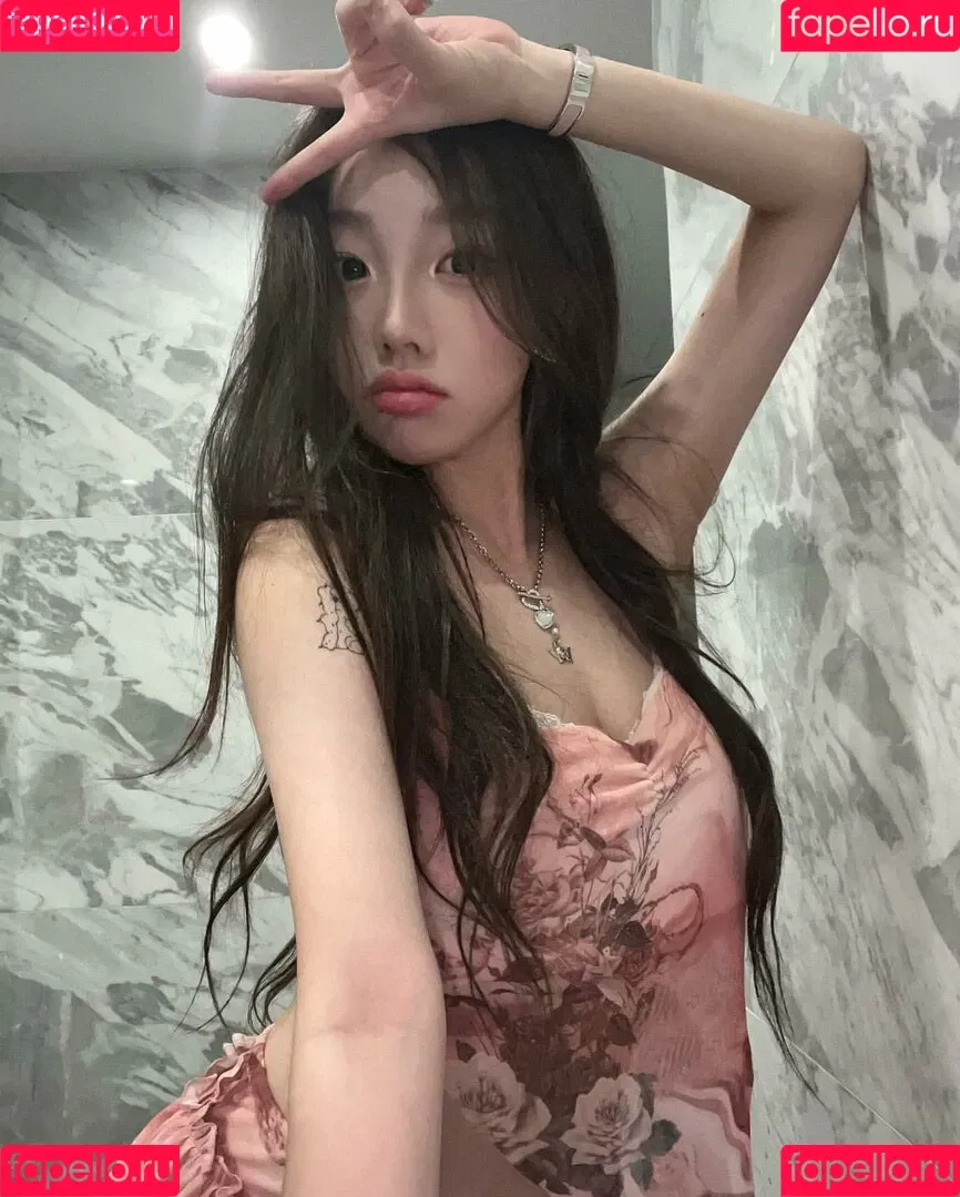 Sejinming Onlyfans Photo Gallery 