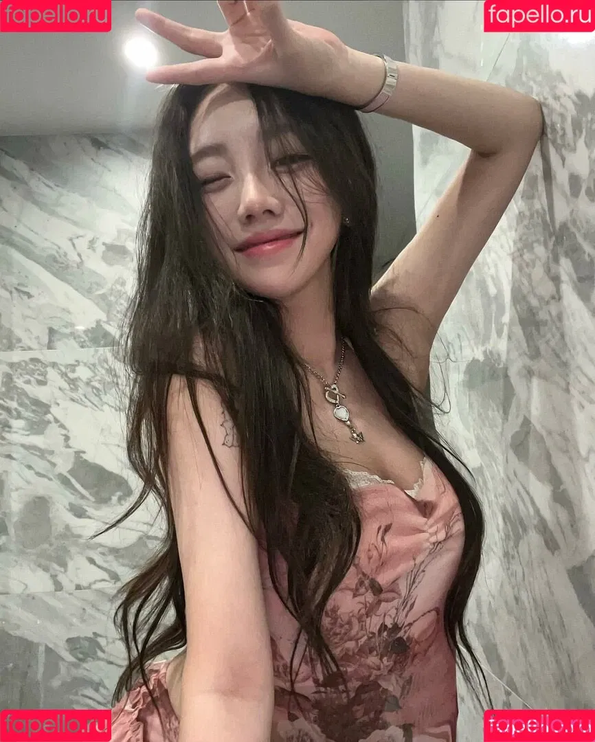Sejinming Onlyfans Photo Gallery 