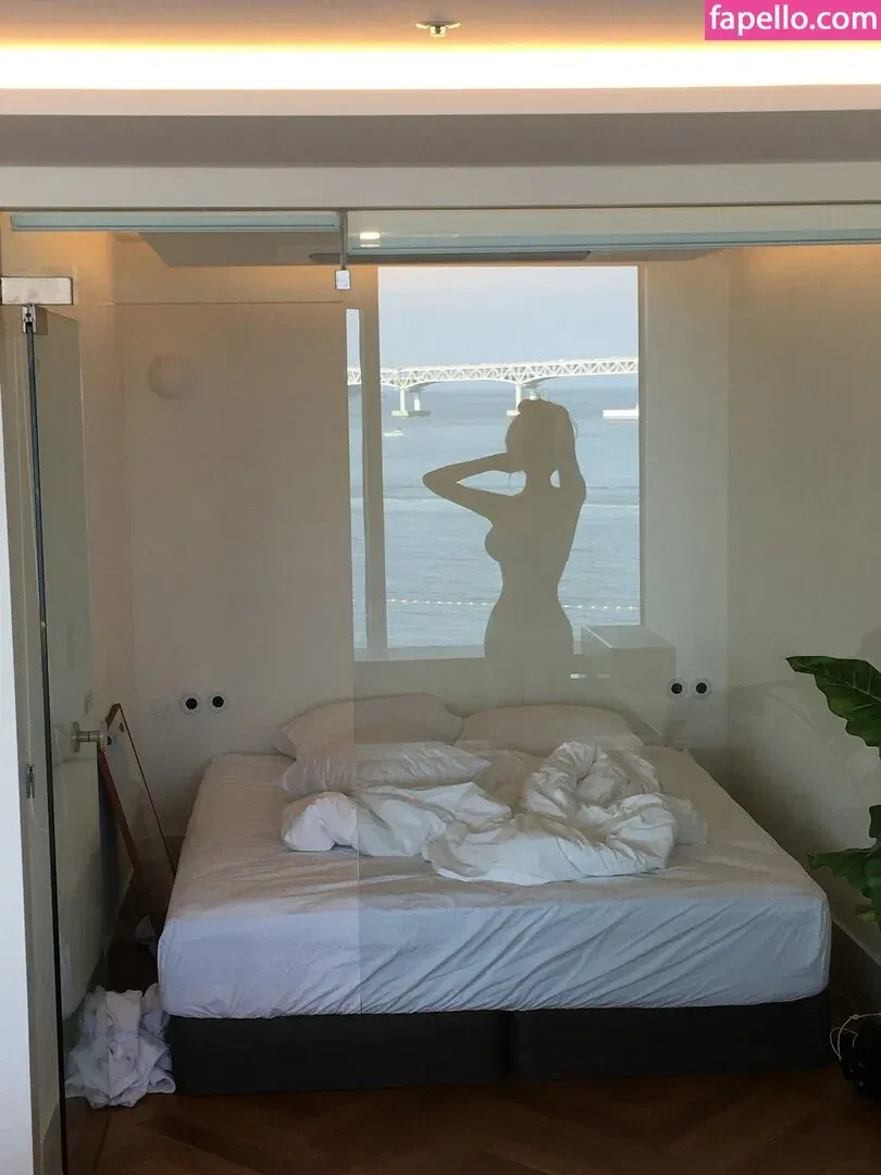 Sejinming Onlyfans Photo Gallery 