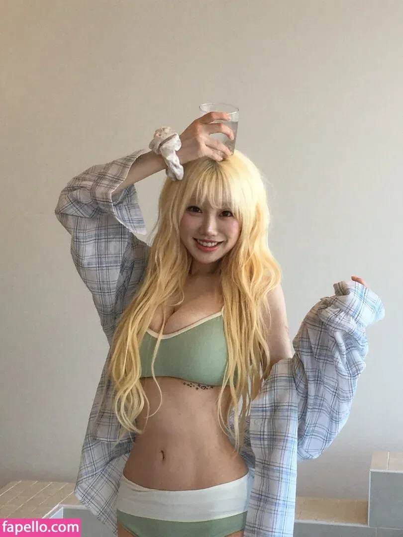 Sejinming Onlyfans Photo Gallery 