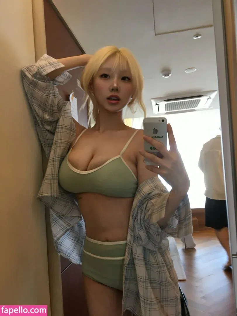 Sejinming Onlyfans Photo Gallery 