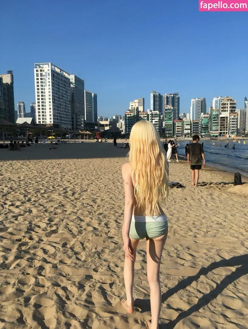 Sejinming Onlyfans Photo Gallery 