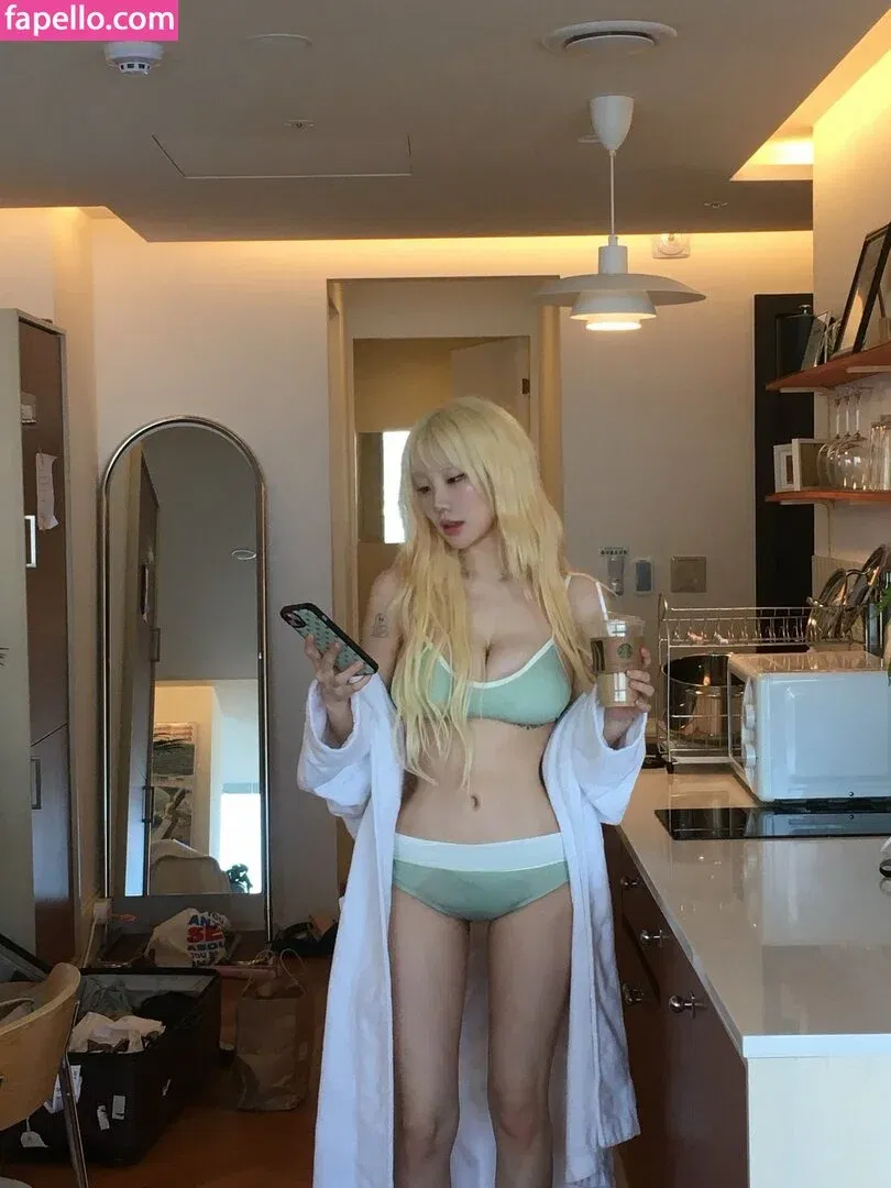 Sejinming Onlyfans Photo Gallery 