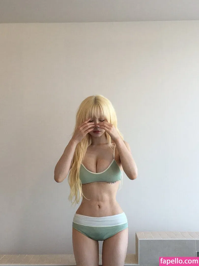 Sejinming Onlyfans Photo Gallery 