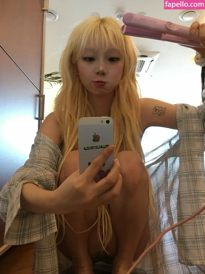 Sejinming Onlyfans Photo Gallery 