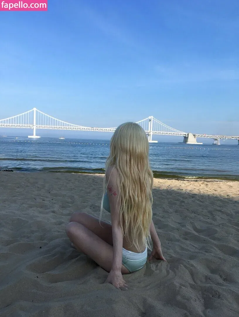 Sejinming Onlyfans Photo Gallery 