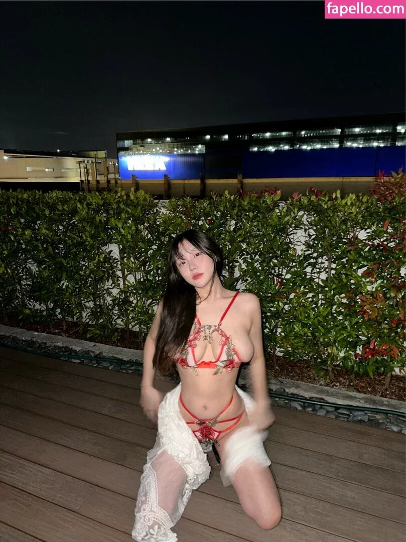 Sejinming Onlyfans Photo Gallery 