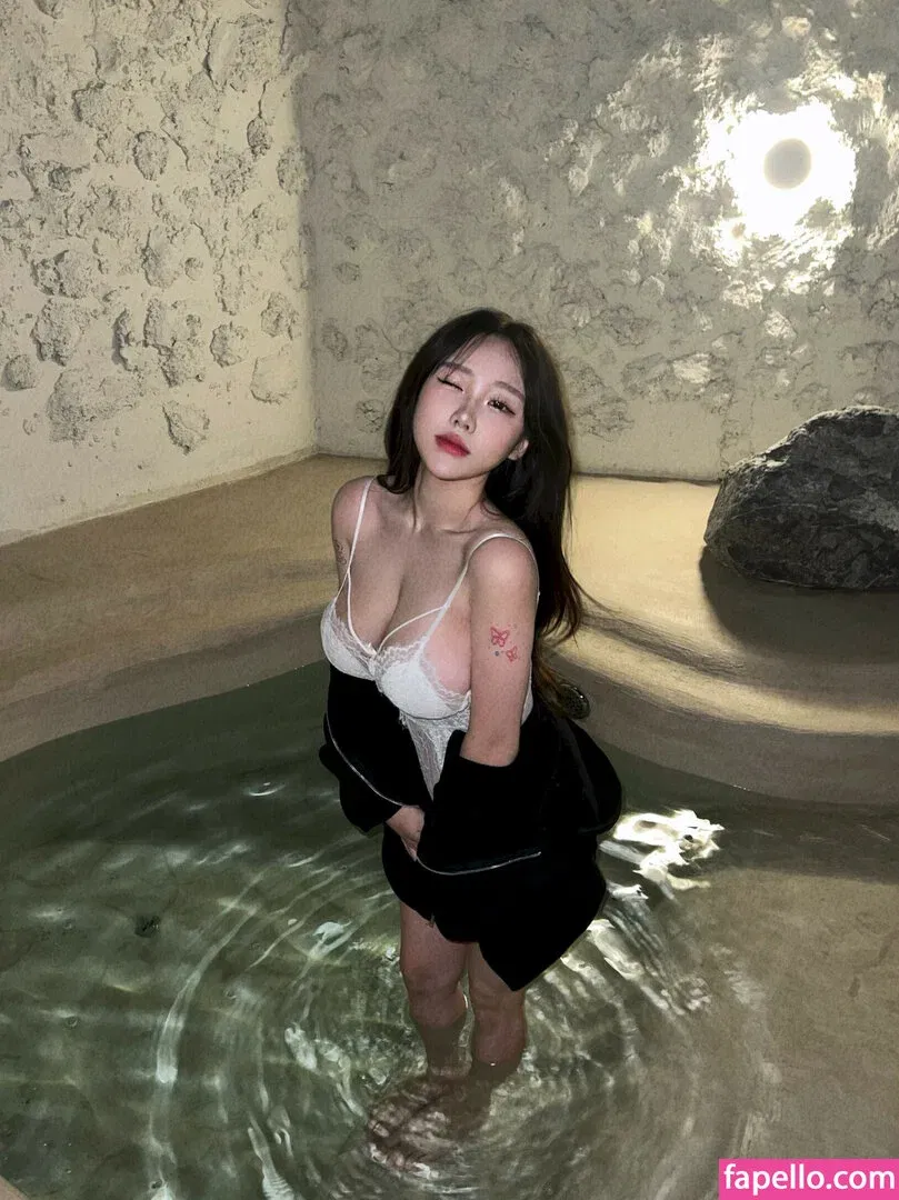 Sejinming Onlyfans Photo Gallery 