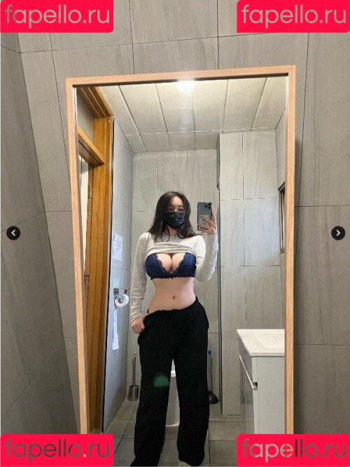 Sejinming Onlyfans Photo Gallery 