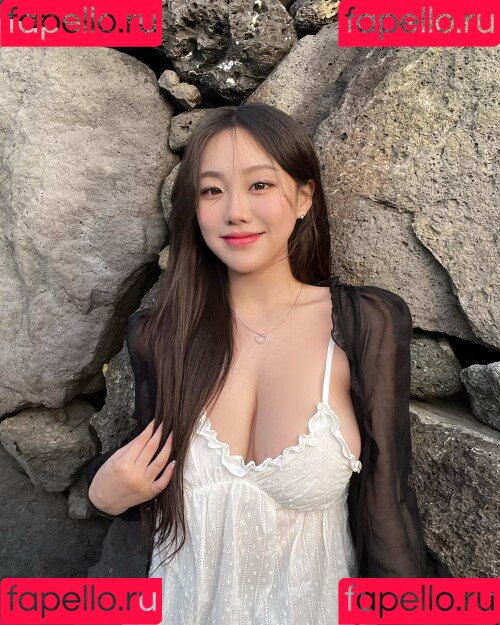 Sejinming Onlyfans Photo Gallery 