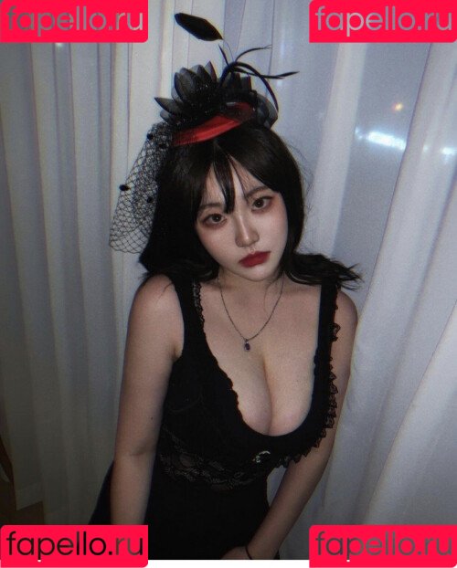 Sejinming Onlyfans Photo Gallery 