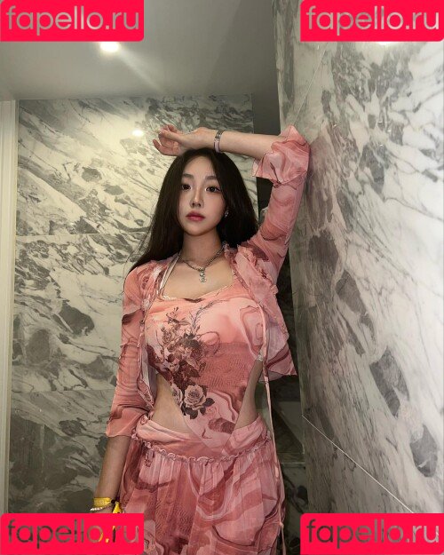 Sejinming Onlyfans Photo Gallery 