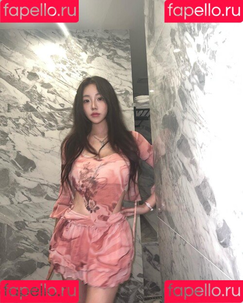 Sejinming Onlyfans Photo Gallery 