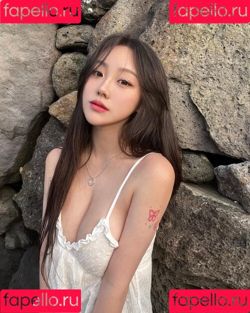 Sejinming Onlyfans Photo Gallery 