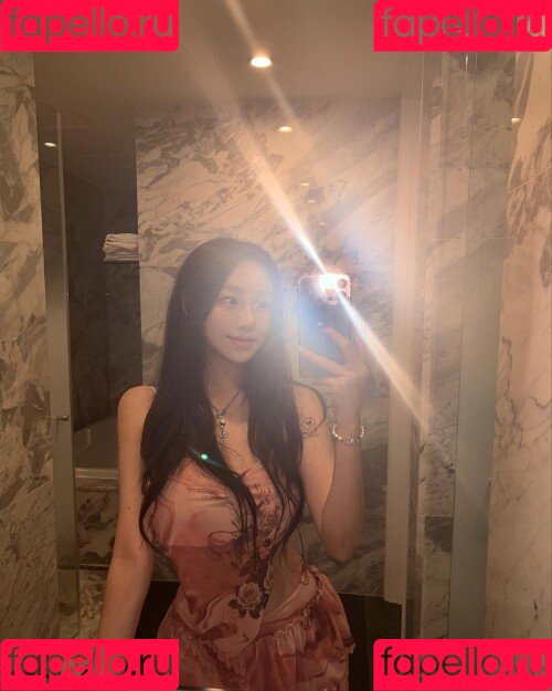 Sejinming Onlyfans Photo Gallery 