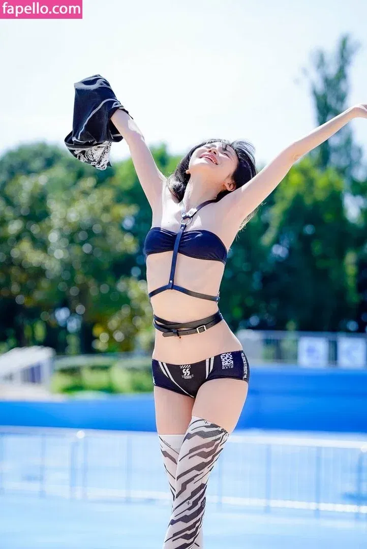 Délice Nadia Onlyfans Photo Gallery 